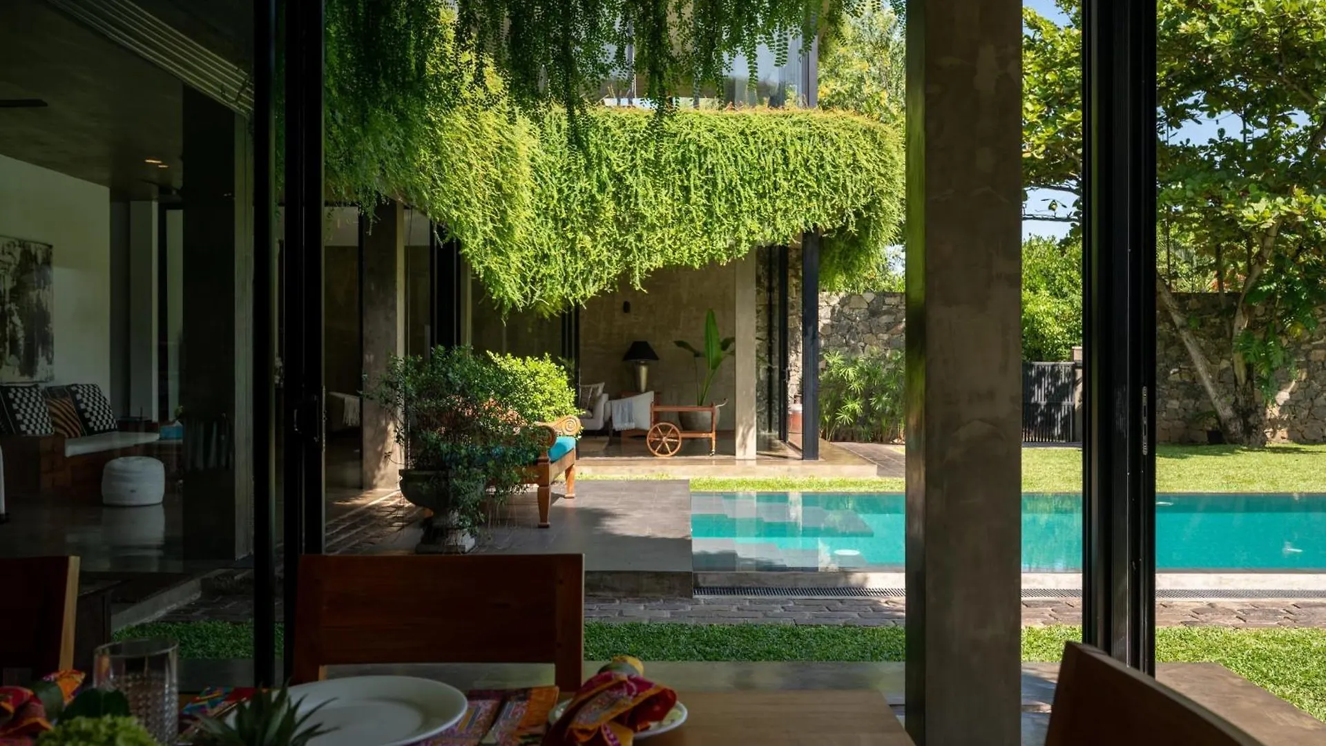 Villa Tranquil Waters Негомбо
