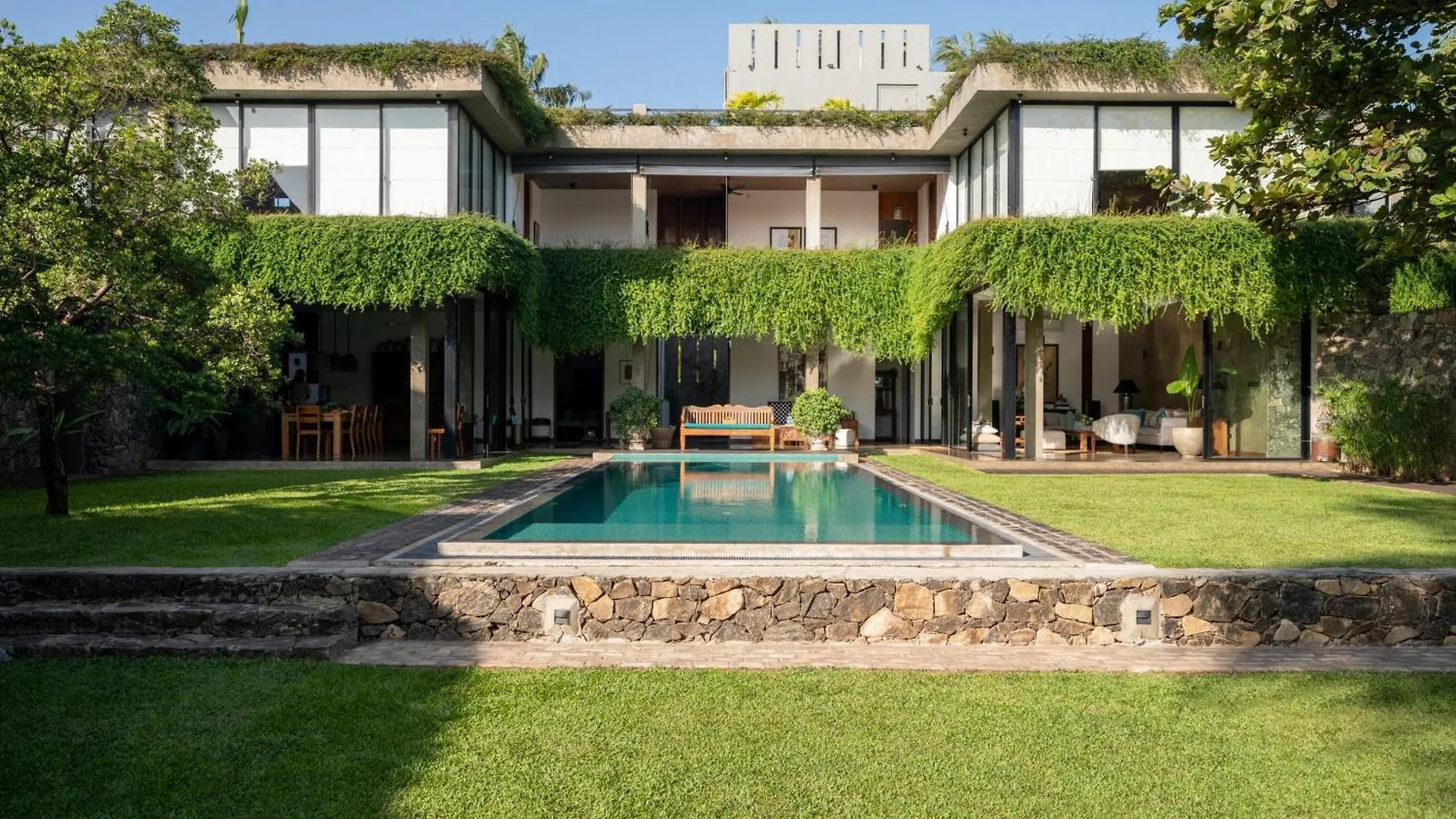 Villa Tranquil Waters Негомбо